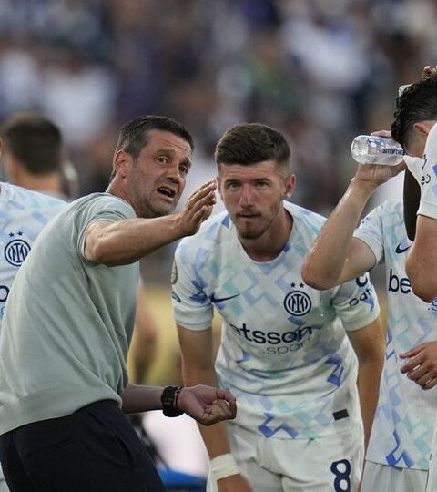 Ambisi Cristian Chivu di Inter Milan: Mampukah Ikuti Jejak Conte dan Allegri Raih Scudetto di Musim Perdana?