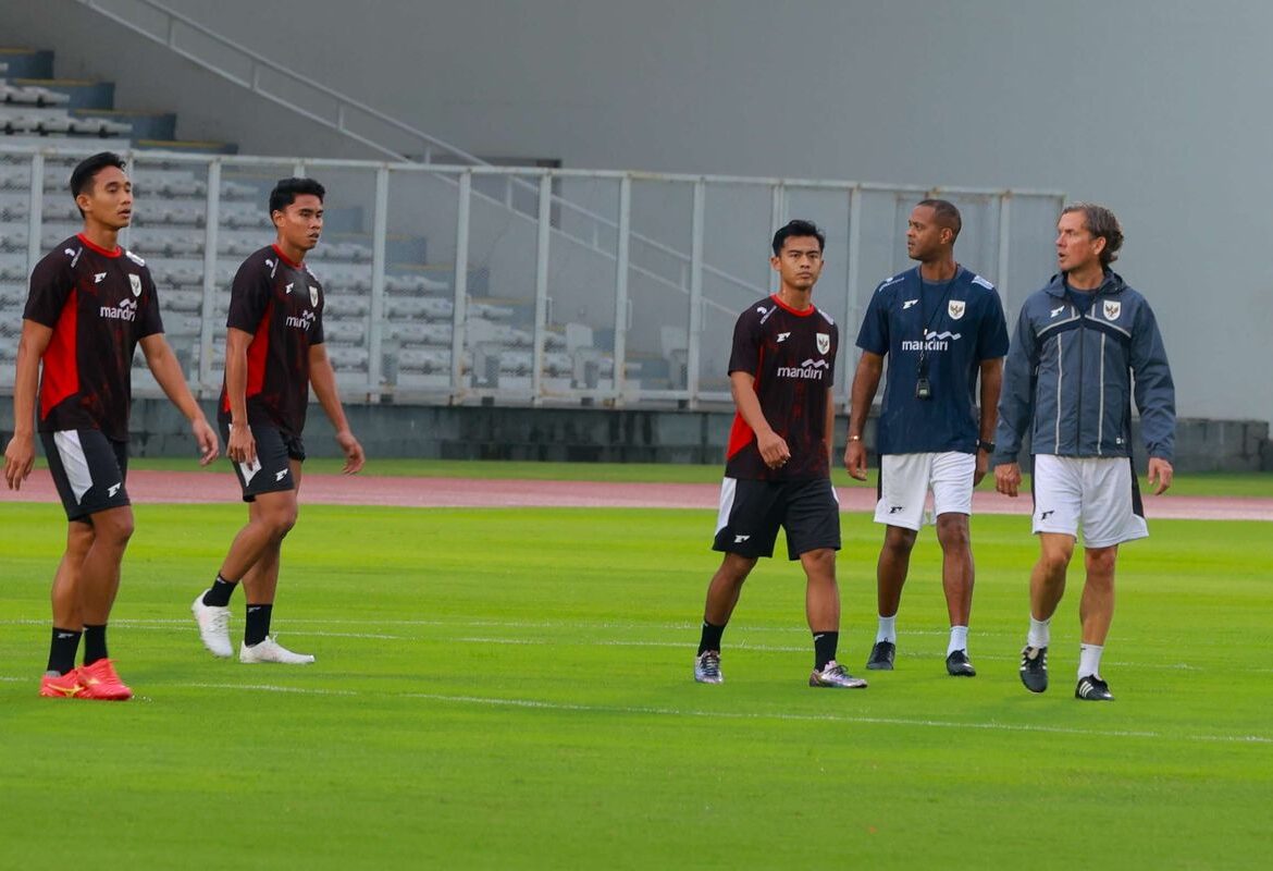 Pemantauan Intensif: Alex Pastoor Identifikasi Talenta U-23 untuk Timnas Senior