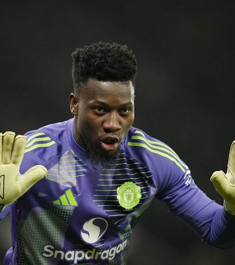 Eks Striker Premier League: Manchester United Harus Jual Andre Onana
