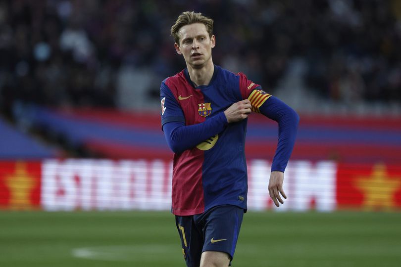 Dilema Barcelona: Frenkie de Jong Tolak Potong Gaji, Masa Depannya di Ujung Tanduk