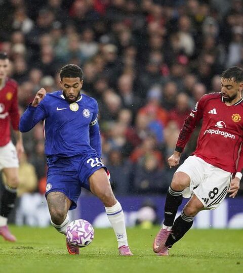 Rapor Pemain Chelsea Saat Tumbang di Old Trafford: Kartu Merah Robert Sanchez Jadi Bencana
