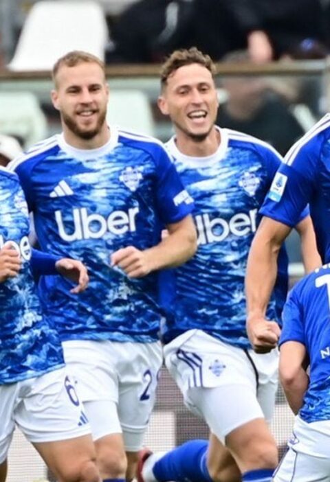 Filosofi 'Keberanian Luar Biasa' Cesc Fàbregas: Como Tak Terkalahkan dalam 7 Laga Serie A, Kuasai 72% Penguasaan Bola