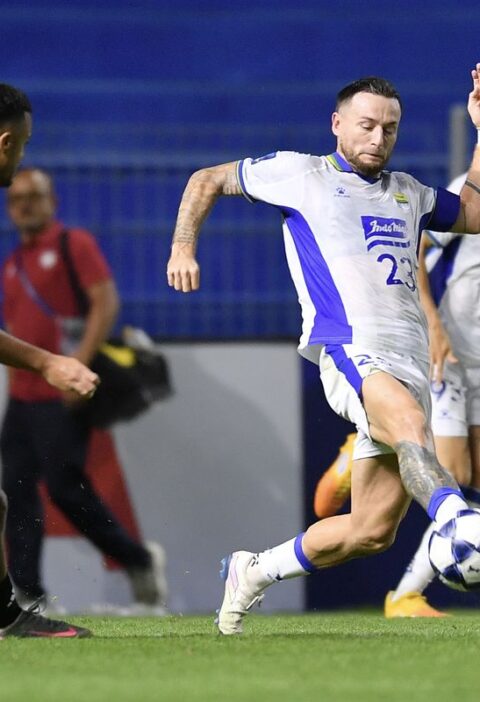 Analisis Strategi Persib vs Bangkok United di ACL 2: Marc Klok Bidik Kelelahan Lawan