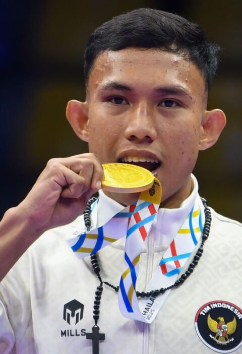 Jefri Lumbanbatu Sumbang Satu-satunya Emas Kickboxing Indonesia di SEA Games 2025